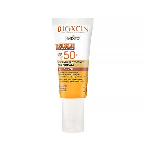 ضدآفتاب بی رنگ بیوکسین BIOXIN مدل BLEMISH-PRONE SPF+50 حجم 50 میلی لیتر